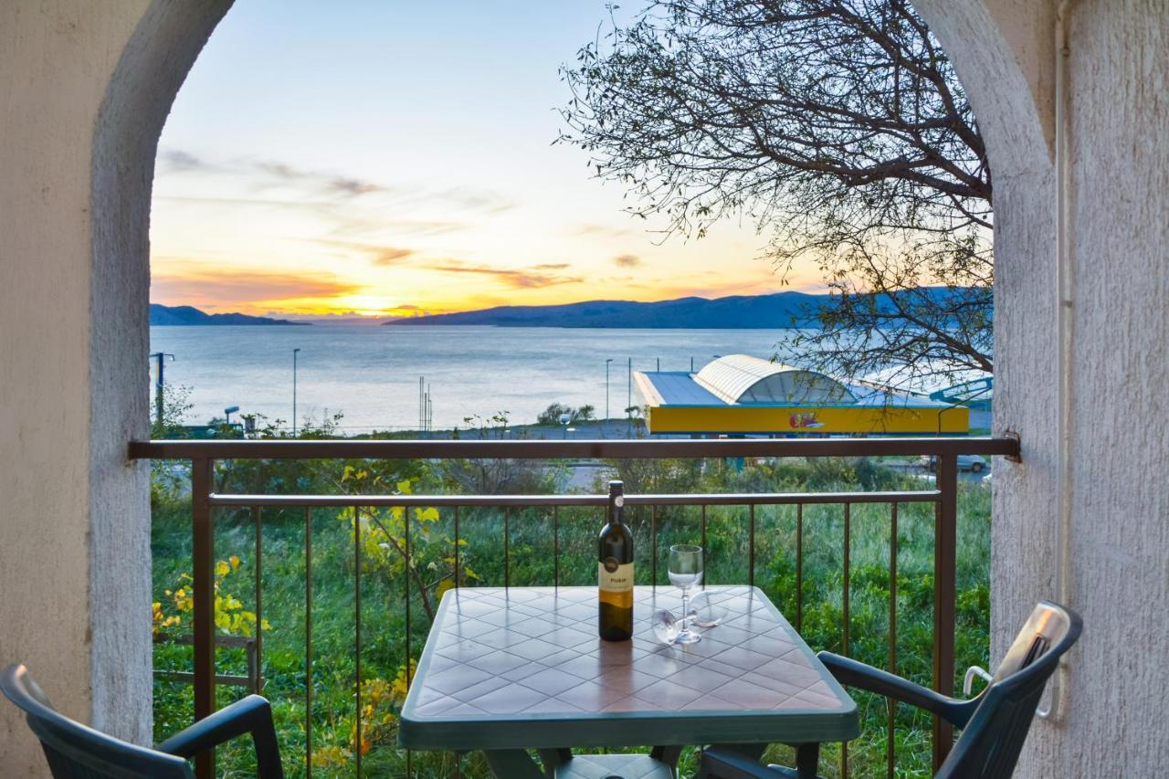 Apartments With A Parking Space Senj - 11520 Екстериор снимка